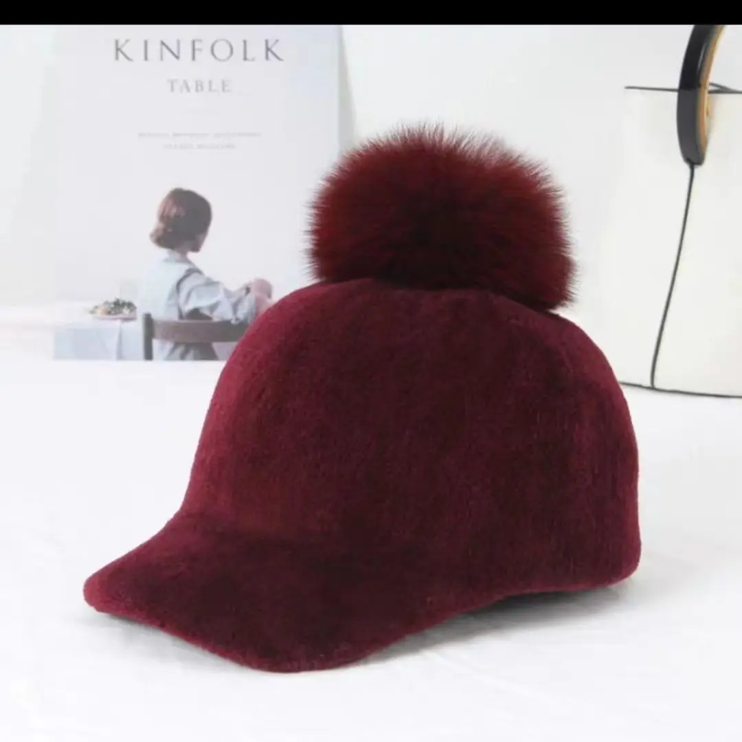 Autumn and winter new women\'s fur hat sheep velvet + fox ball ball cap