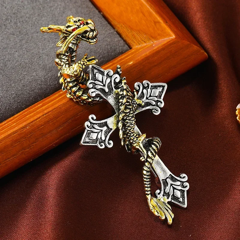 Vintage Classic Plate Head Cross Personalized Breast Pin Alloy Casual Ethnic Style Emblem Men/Women's Suit Clothing Accessories