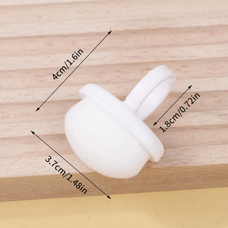 Nails Art Dust Brush Buckle Brush Oval Gel Dust Cleaning Make Up Ring-shaped Brush Manicure Tools