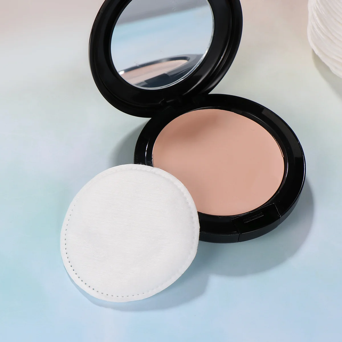 

200Pcs Thickened Cotton Pads Three Layer Disposable Facial Rounds for Makeup Skin Care 120Mm Facial Cotton Pads