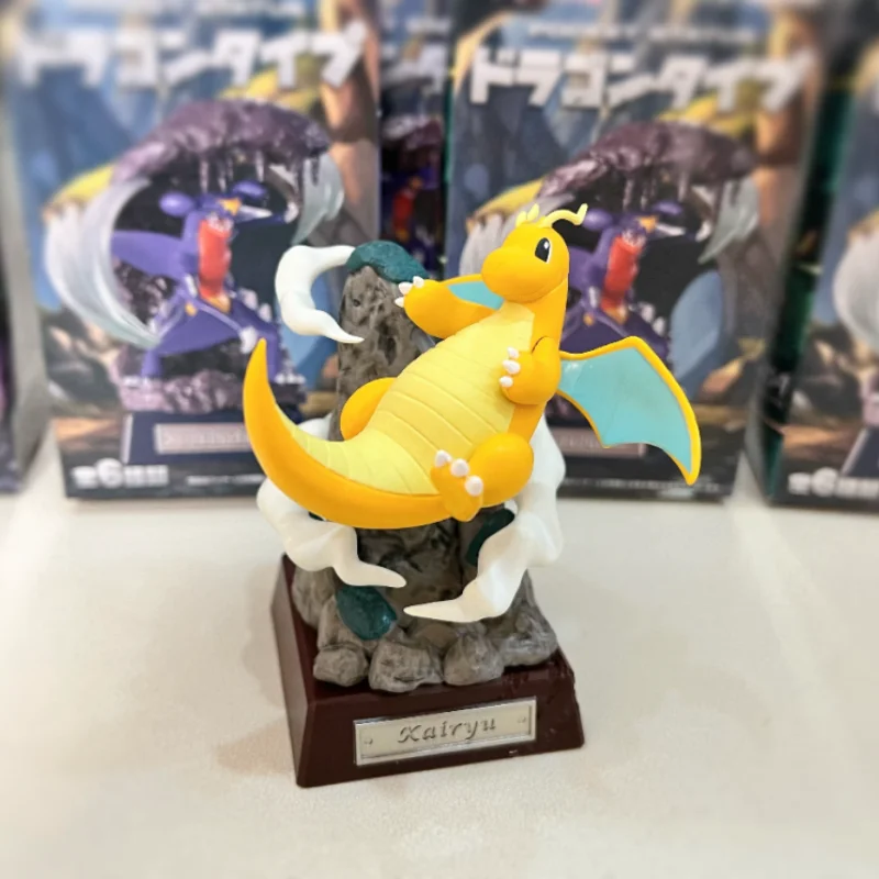 الأصلي إعادة مينت البوكيمون جيب تمثال التنين نوع Dragonite Flygon السلمس Garchomp Goodra Dragapult نموذج الشكل اللعب