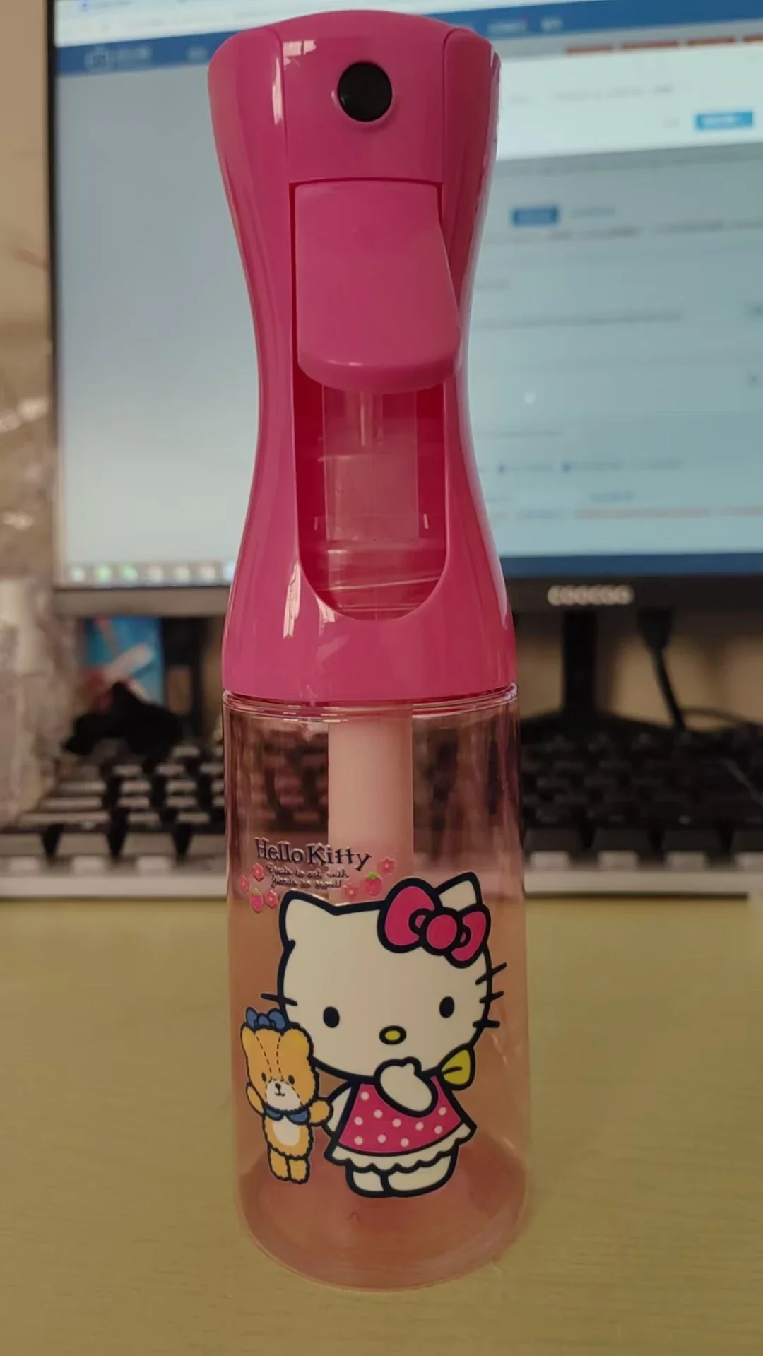 200 مللي سانريو مرحبا كيتي كورومي سينامورول رذاذ زجاجة الكرتون زجاجة عطر المحمولة إعادة الملء مستحضرات التجميل البلاستيك البخاخة