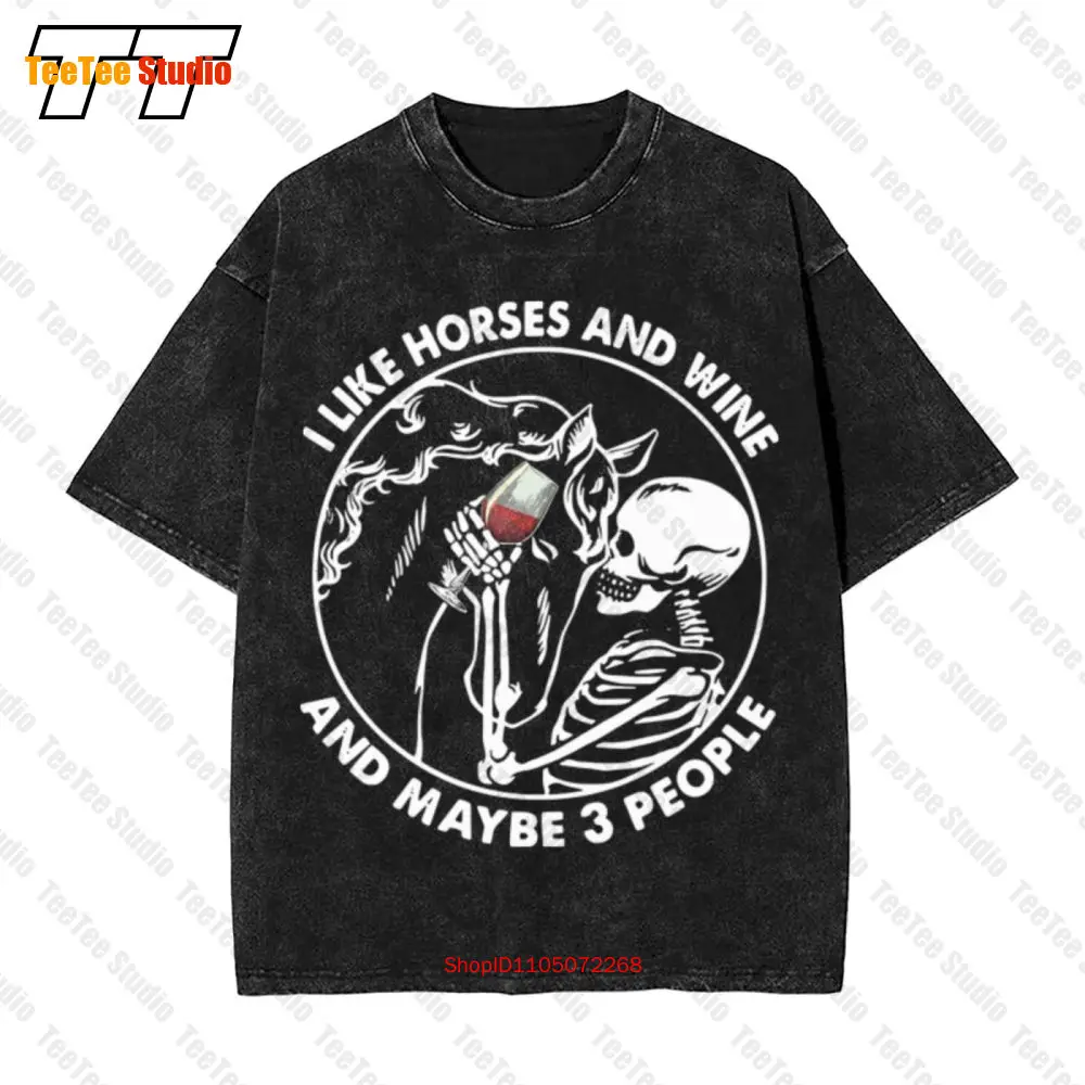 الهيكل العظمي أحب الخيول والنبيذ ربما 3 أشخاص خمر المتضخم تي شيرت المحملة ELY1