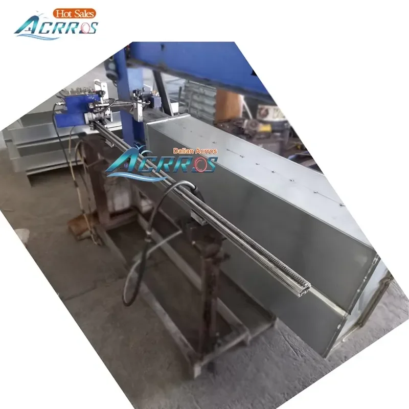 Vertical Straight Welding Torch Walking 1500mm Track Linear Welding Carriage with Welding Oscillator