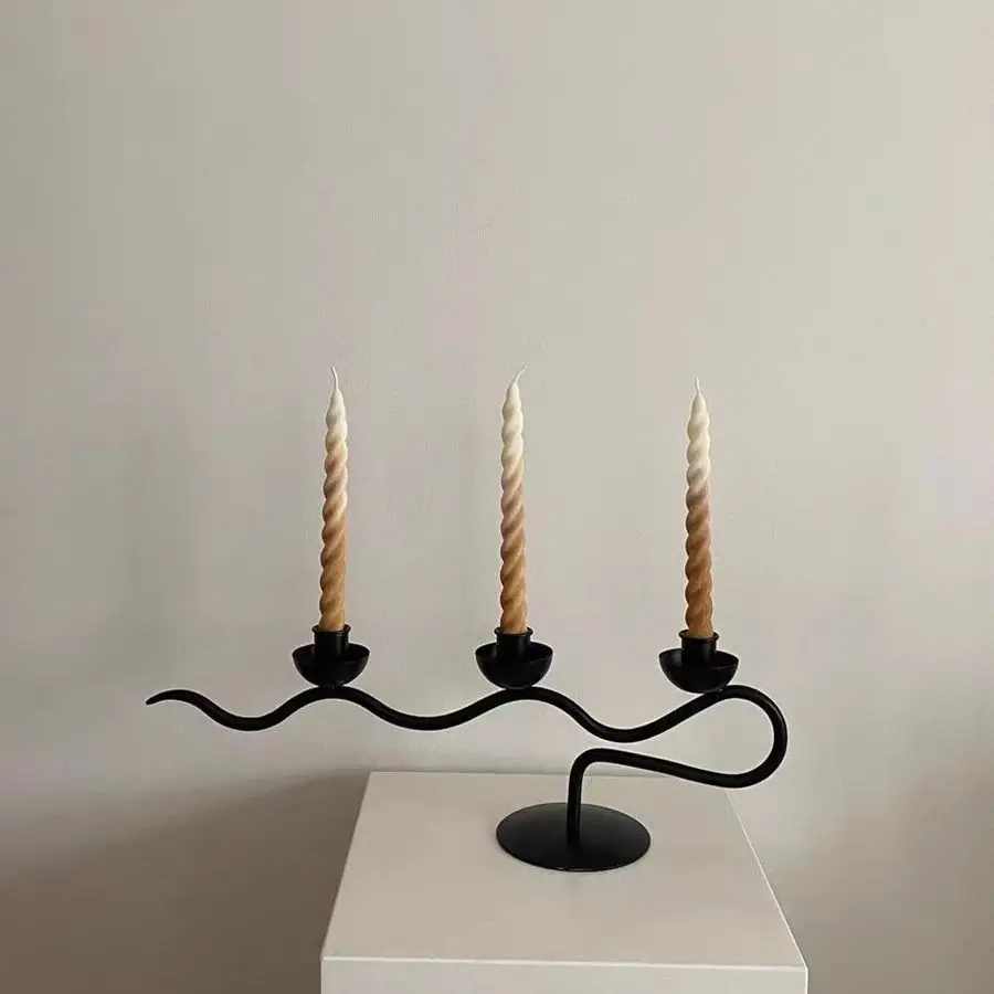 

Nordic Style Wrought Iron Candlestick Vintage Home Decor Hotel Romantic Candlelight Dinner Decorative Props Creative Wave Shape