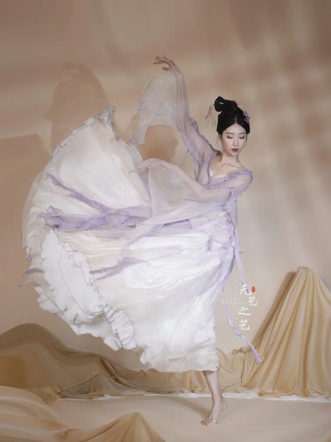 

[Vine Flowers Flourishing]Artless Art Classical One Large Left Ancient Style Elegant Off-Shoulder Clever Outer Layer Lotus Leaf