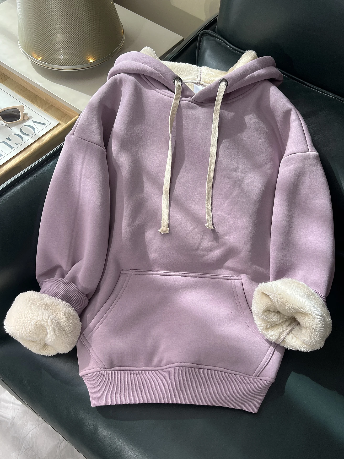 

Women's Fleece Lined Hoodless Sweatshirt Thickened round Neck Winter Base Layer Shirt Warm Comfortable Long Sleeve Korean Style
