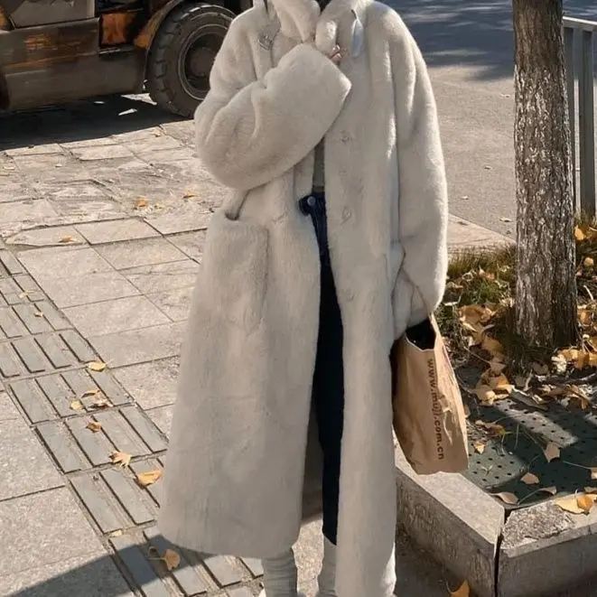 Manteau en fourrure épaissie pour femme, manteau en fourrure de vison, bouton en fourrure, doux pour les mentalités, moyen à long