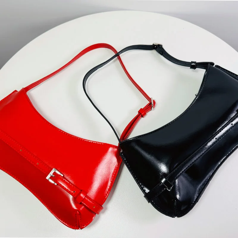 French Red Shoulder Bag 2024 New Advanced Texture Fashion Retro Casual Handbags And Purses Solid Bright Surface Underarm Bags PU