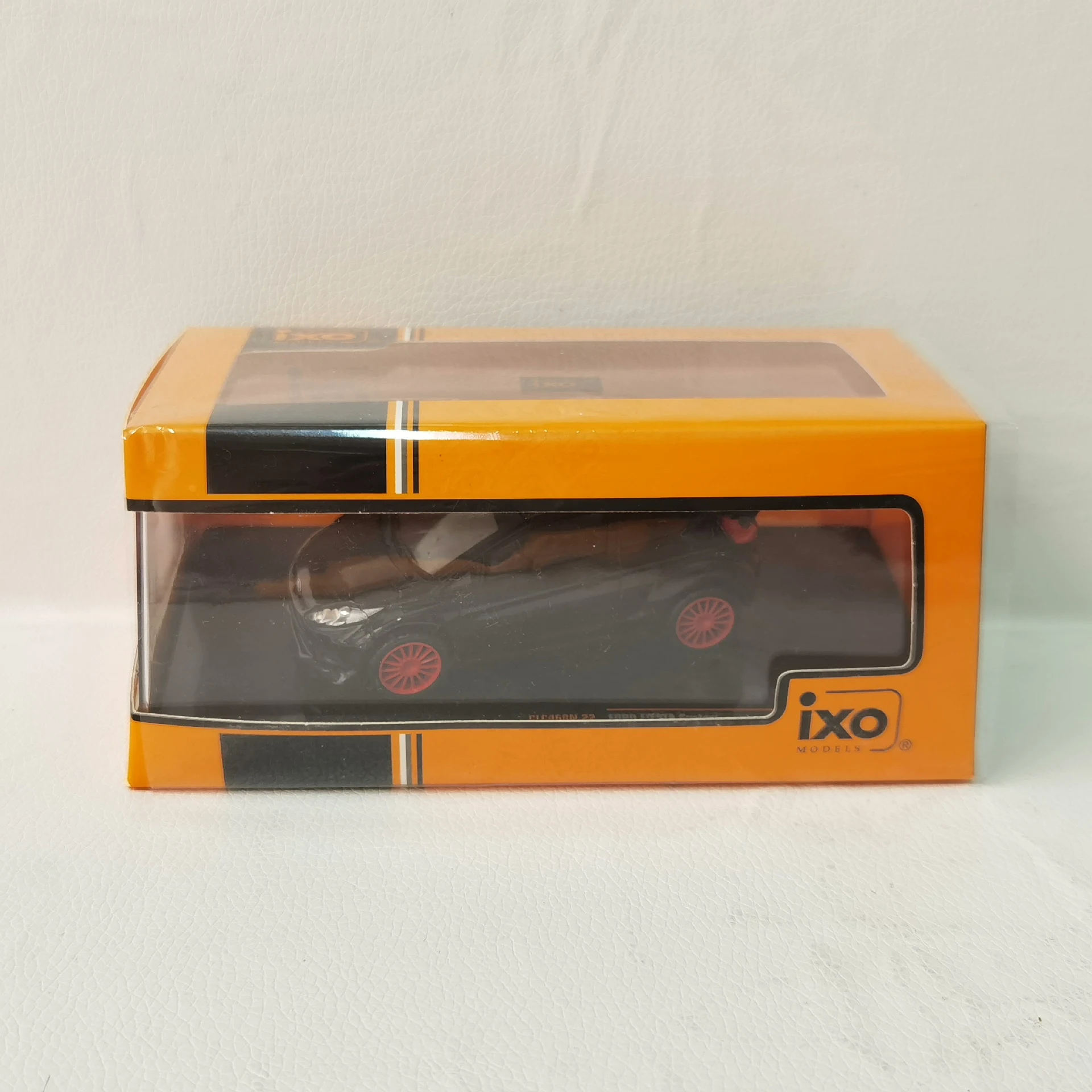 

Box Cracking Diecast IXO 1/43 Scale FORD FIESTA Custom 2011 25 Alloy Car Model