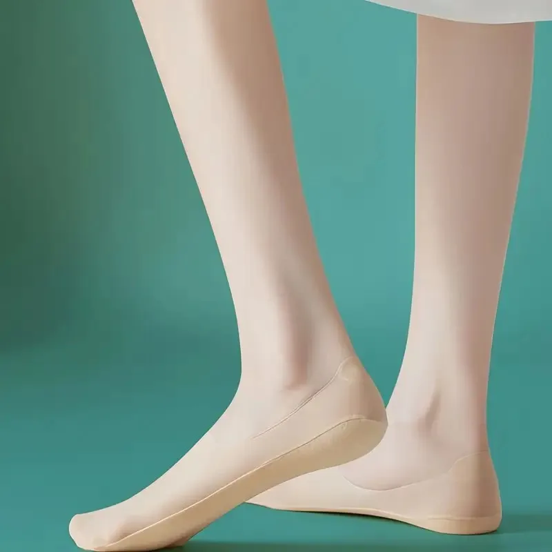 5 أزواج من الجوارب القطنية النسائية الصيفية الرقيقة غير المرئية خفيفة الوزن قابلة للتنفس وغير قابلة للانزلاق بكعب معزز مريحة تناسب الجوارب غير الرسمية