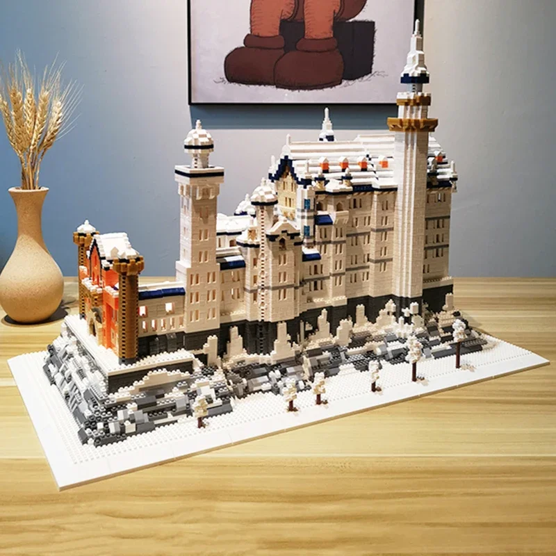 7828 世界建築 冬の雪 新しい白鳥 石の城 宮殿 庭園 モデル ミニ ダイヤモンドブロック ブリック 組み立ておもちゃ