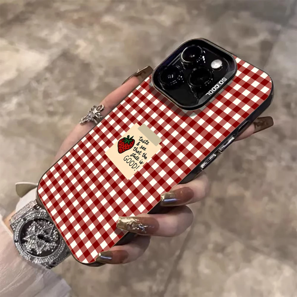 Niedliche Erdbeer-Karo-Hülle für iPhone 16 17 15 Pro Max Hüllen iPhone 17 11 12 13 ProMax 14 15 16 Plus 8 XS XR Stoßfeste Schutzhüllen – Detail 2