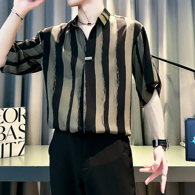 

Мужские рубашки с короткими рукавами в полоску в стиле ретро, лето 2025, тонкая дышащая свободная повседневная рубашка, уличная одежда для ночного клуба