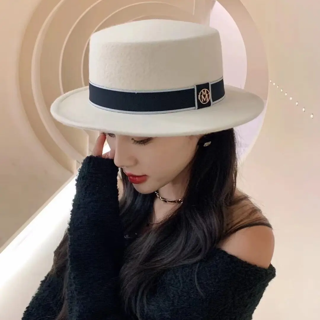 Woolen French Top Hat Women\'s Autumn and Winter 2023 New British Celebrity Flat Top Hat Retro Hepburn Flat brim Felt Hat