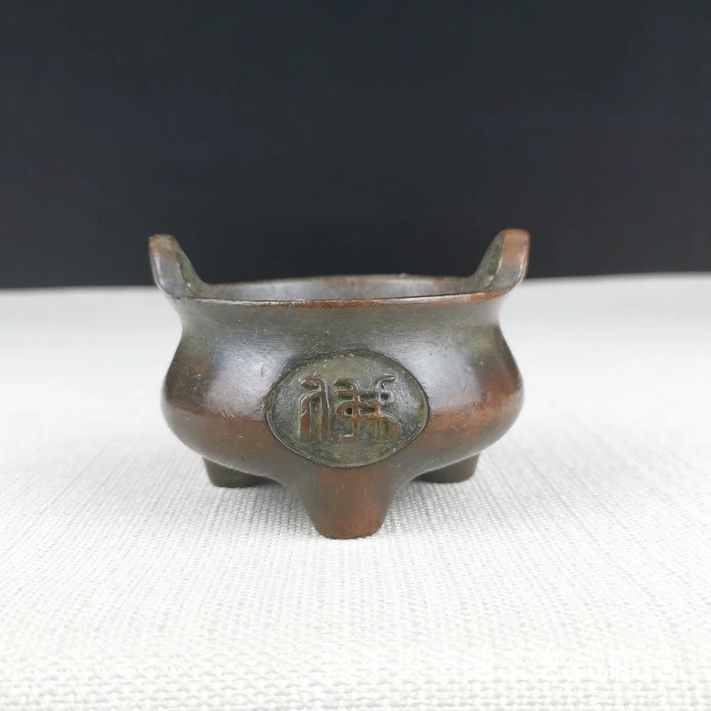 Antique and Miscellaneous Collectibles: Buddhist Six-Syllable Mantra Three-Legged Double-Eared