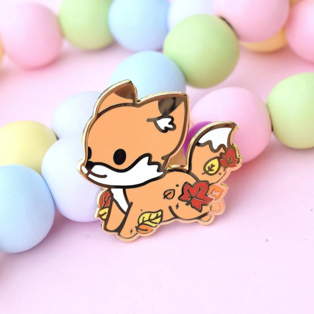 Cute Foxs Fallen Leaves Enamel Pin Kawaii Pokemon Animal Metal Brooch Natural Season Autumn Red Maple Leaf Badge Accessories