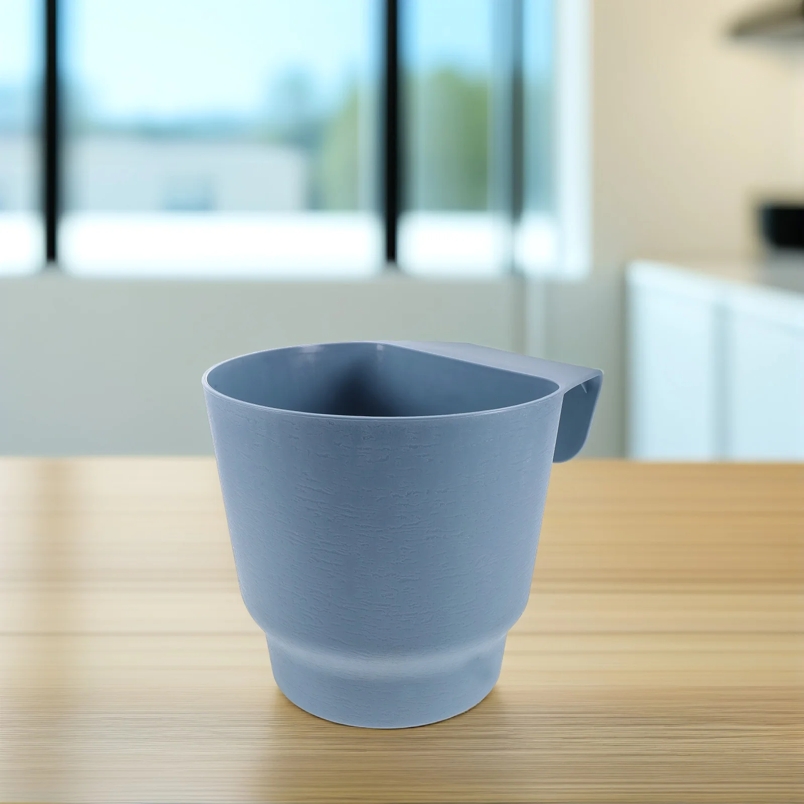 

Wall Hanging Planter Railing Plant Pot for Balcony Garden Supplies Multi-Functional Flower Container Indoor Outdoor Use