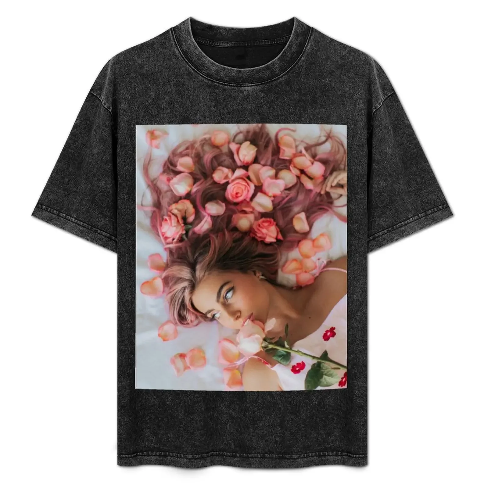 

Lexi Hensler Trending T-Shirt Light Athletic Short Sleeve Tee Shirt
