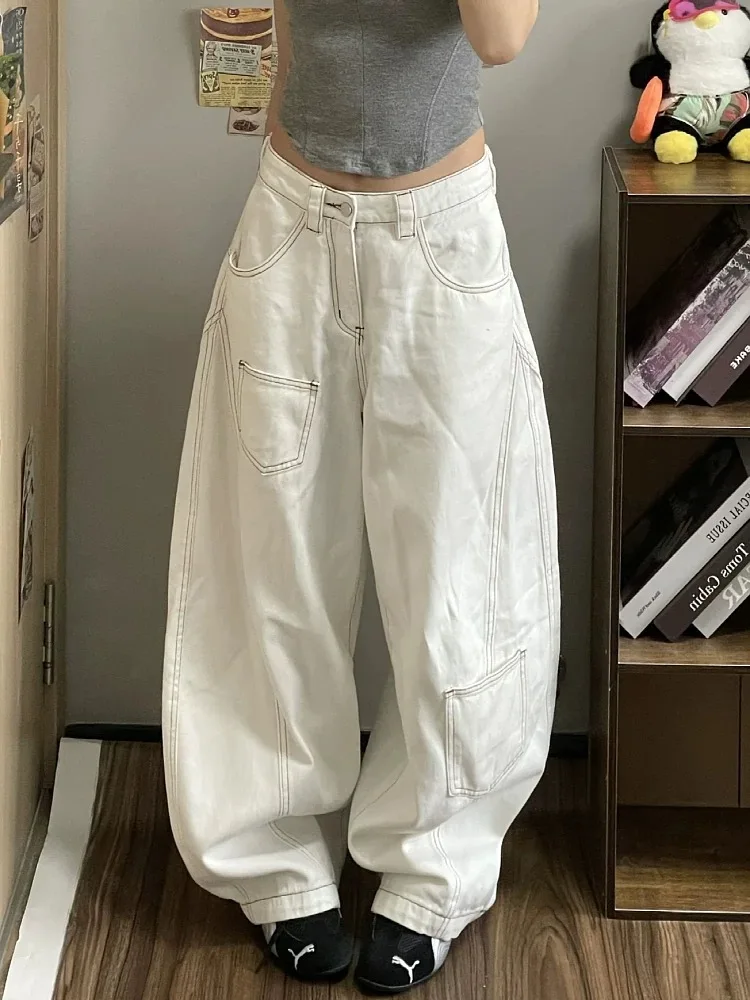 

Retro American Decosed White Knife Jeans Loose Fit Men Women Cleanfit Design Casual Workwear Pants Trendy Couple Jeans