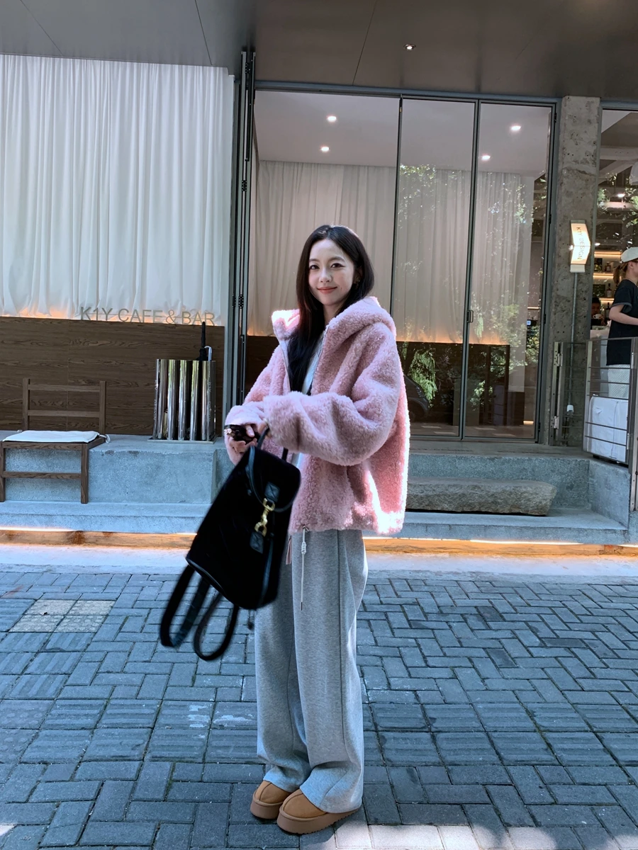 ハニーピーチガール フード付きラムファージャケット レディース 2025秋冬新作 スレアリングコート レザーファー カジュアル ルーズフィット