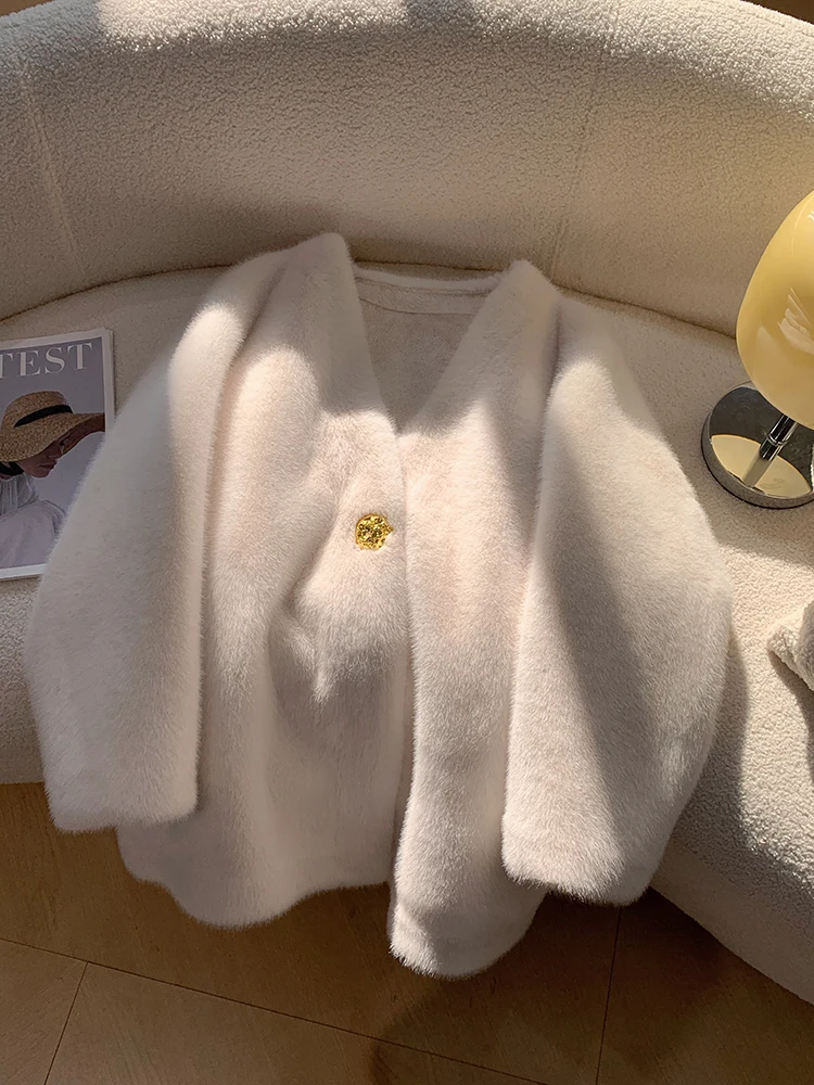 Clothland Women Retro Thick Fur Coats One Button Long Sleeve Basic Candy Color Female Thick Outwear Jackets Mujer CB252