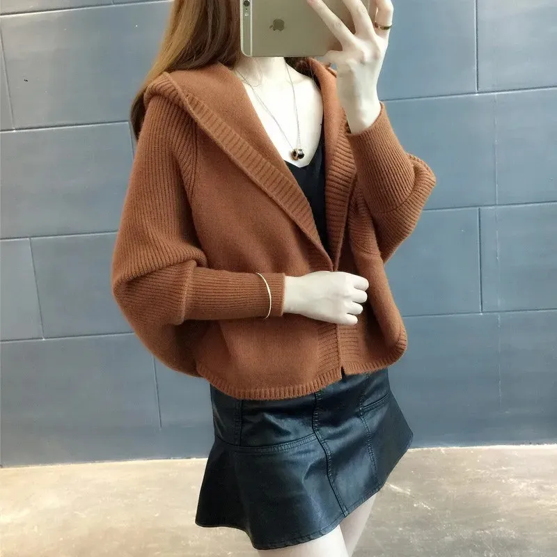 

Autumn Winter Short Knitted Sweater Women 2025 New Fashion Hooded Long Sleeves Loose Knitwear Cardigan Tops Female Clothes B1209