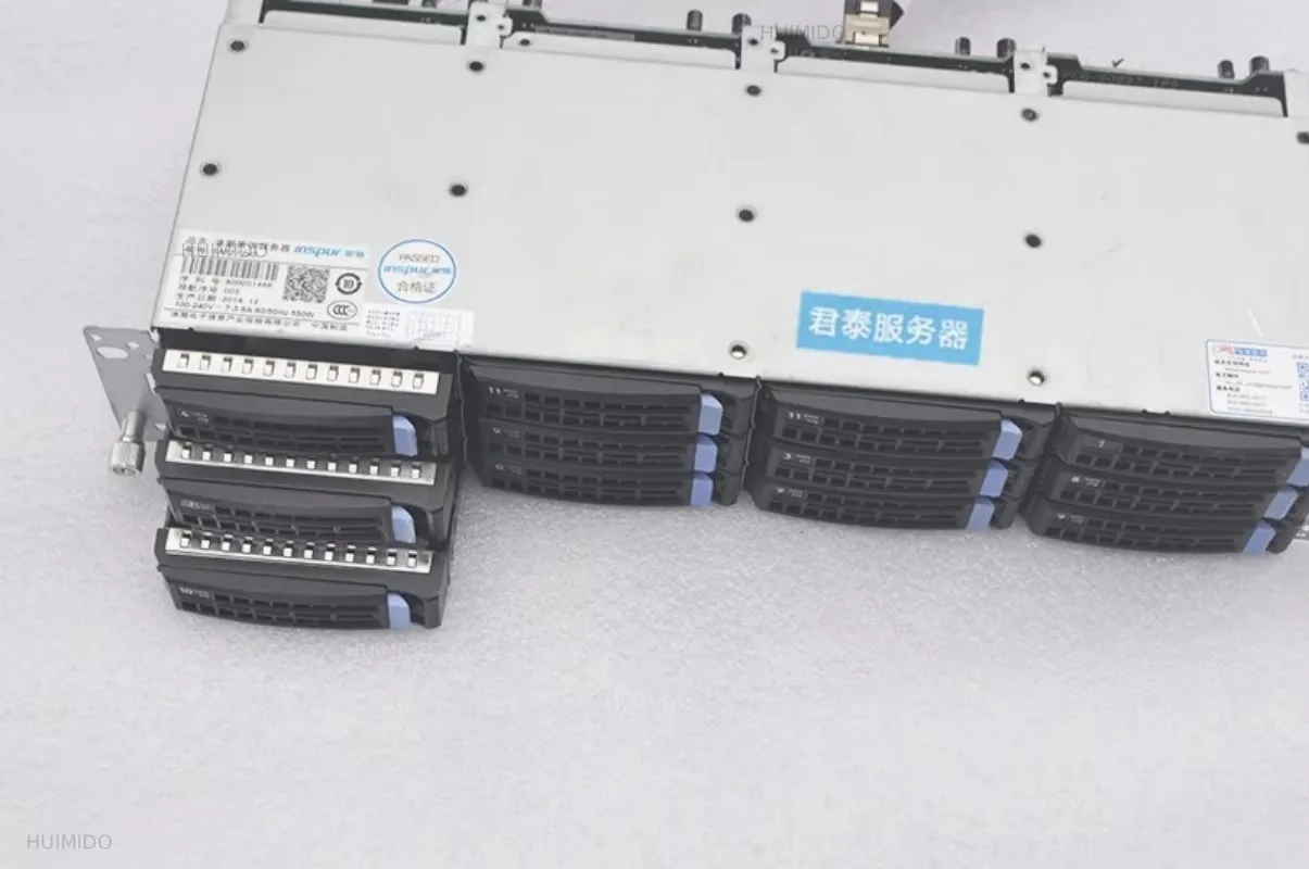 12Gb storage NAS Black Qunhui CDN hot swappable SAS series chassis，12 bay 3.5-inch 6Gb hard drive cage,