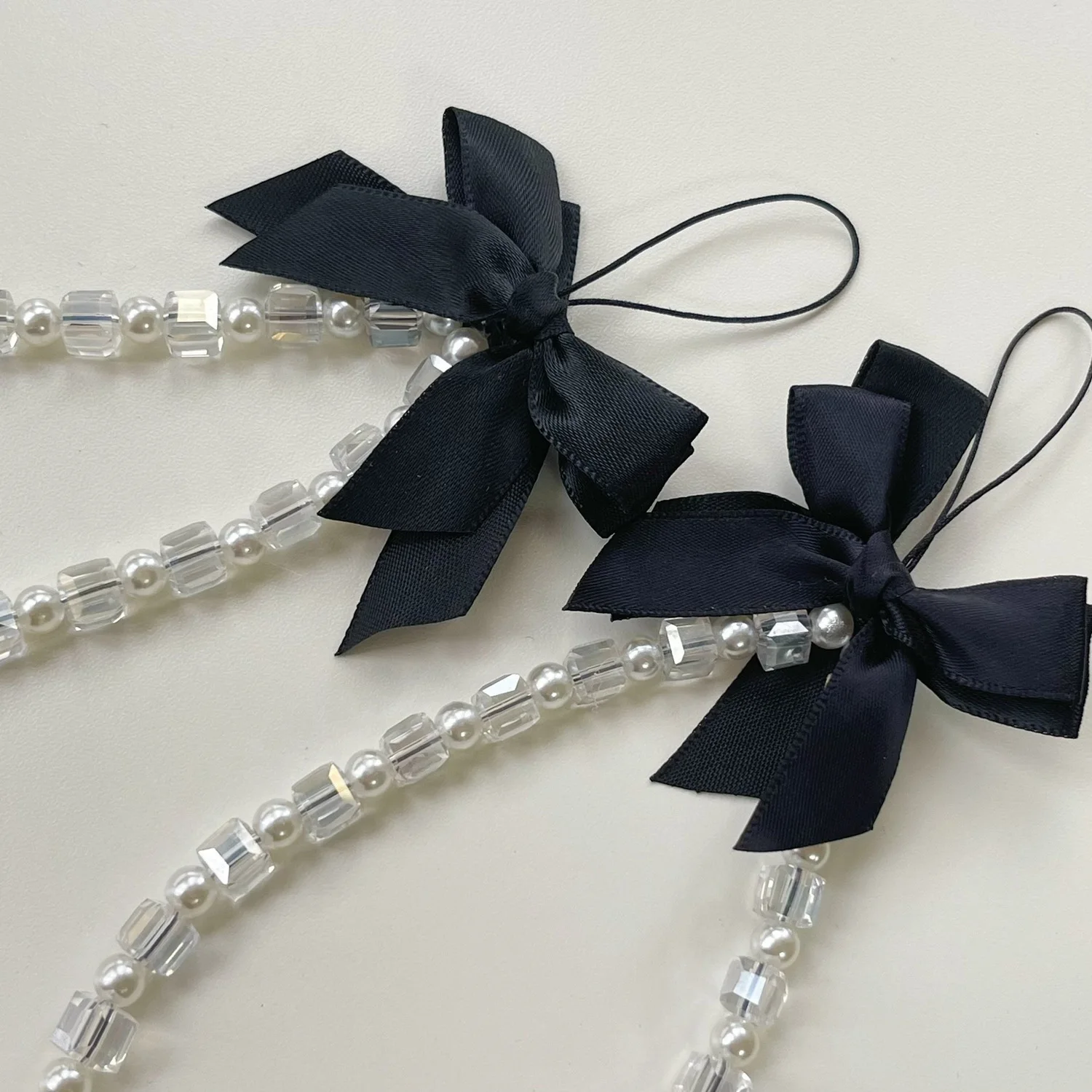 Korean Crystal Cute Bow Mobile Phone Chain Luxurious Hand -handed Bead Wrist Rope Portable Cellphone Strap Hanging Cord Jewelry