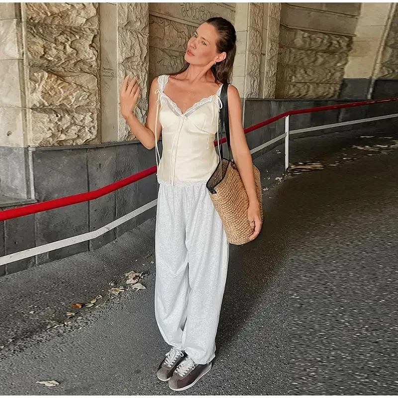 Spitzen-Patchwork-Rückenfreie Oberteile für Damen, sexy Spaghetti-Träger, ärmellos, mit Schnürung, plissiertes Cami-Top, charmante Damen-Partykleidung, Strandkleidung – Detail 8