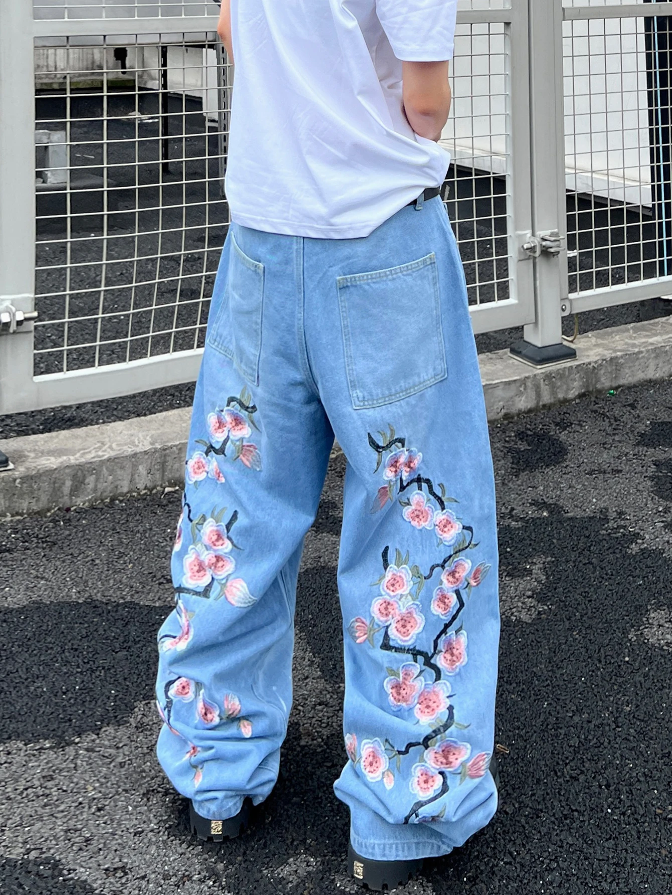 Men's Distressed Denim Jeans, Y2K Streetwear Wide Pants, Floral Embroidery Men's Denim Trousers,All Seasons,No Belt/Accessories