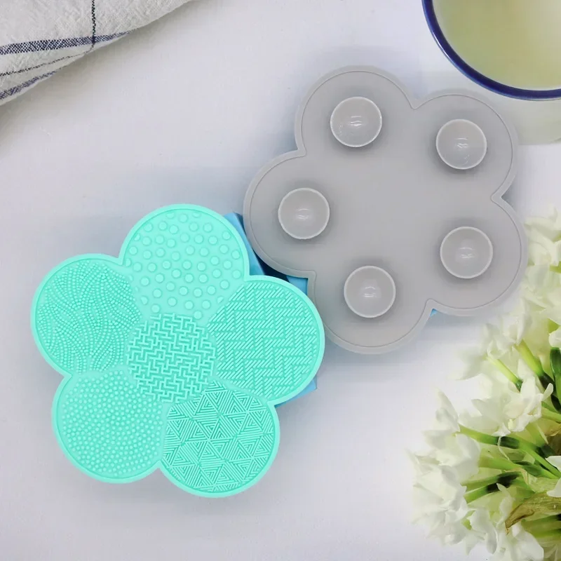 1PC Silicone MakeUp Cleaning Brush Scrubber Pad Washing Brush Gel Cleaning Mat Foundation Makeup Brush Cleaner Pad Scrubbing Pad