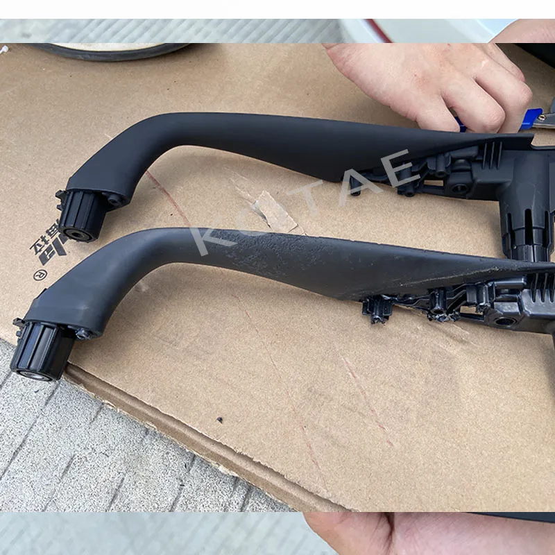 For BMW NEW 5 Series G30 G31 G38 Car Front Rear Left Right Interior Door Pull Handle Trim Auto Inner Handle Armrest Cover Panel view 2