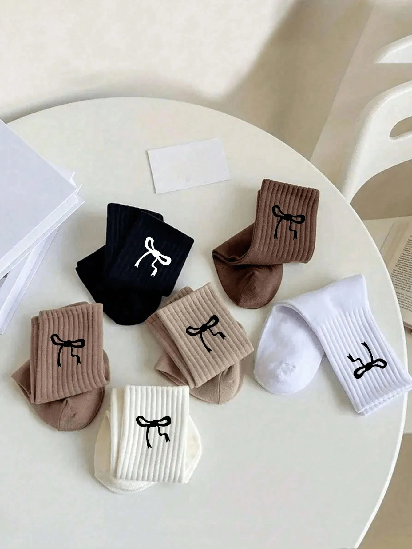 6 Pairs Women Men Solid Color Medium Length Bow Pttern Socks Fashionable Trendy Multi-color Versatile Comfortable Casual Socks image 5