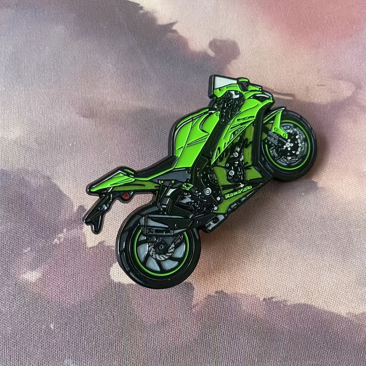 Motorcycle brooch party and festival versatile style; suitable for motorcycle clothing, backpacks and badge accessories;