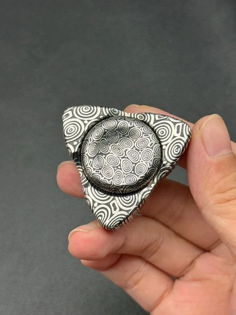 Dog Head Og Fingert… - image