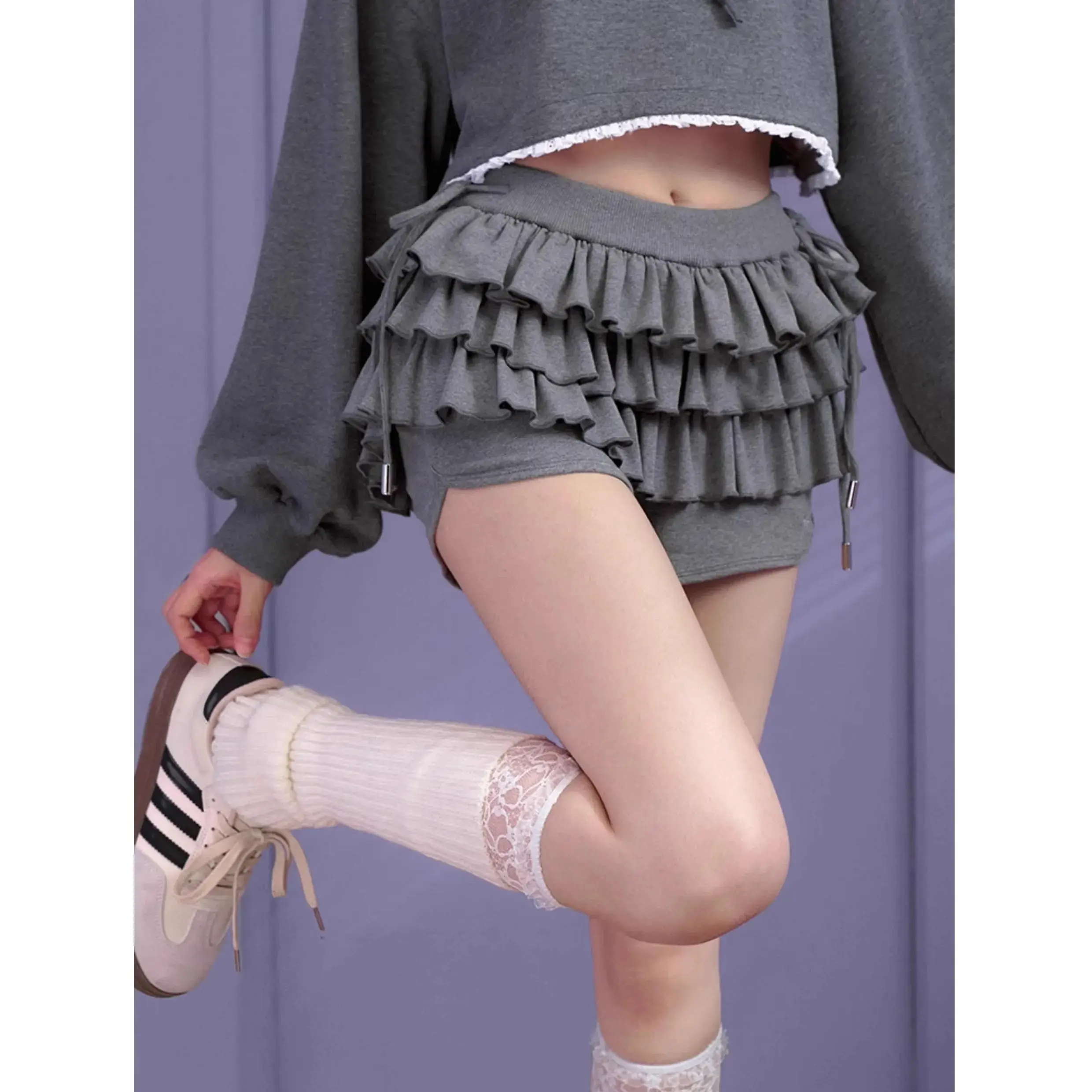 Original Design Autumn Korean style outfit sweet and cool dark gray fluffy skirt pants versatile kawaii cake skirt