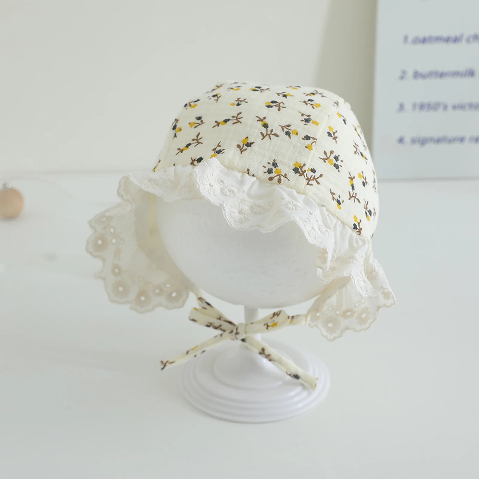 

Милые шапочки для маленьких девочек, стильные мягкие и уютные шапки принцессы с цветочным принтом и кружевной отделкой для маленьких девочек на весну и осень