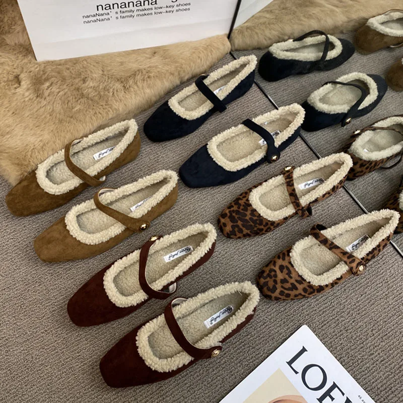 

2024 Red Brown Winter New Brand Women Flat Shoes Fashion Fur Warm Furry Ballerinas Outdoor Round Toe Shallow Dress Boat Shoes