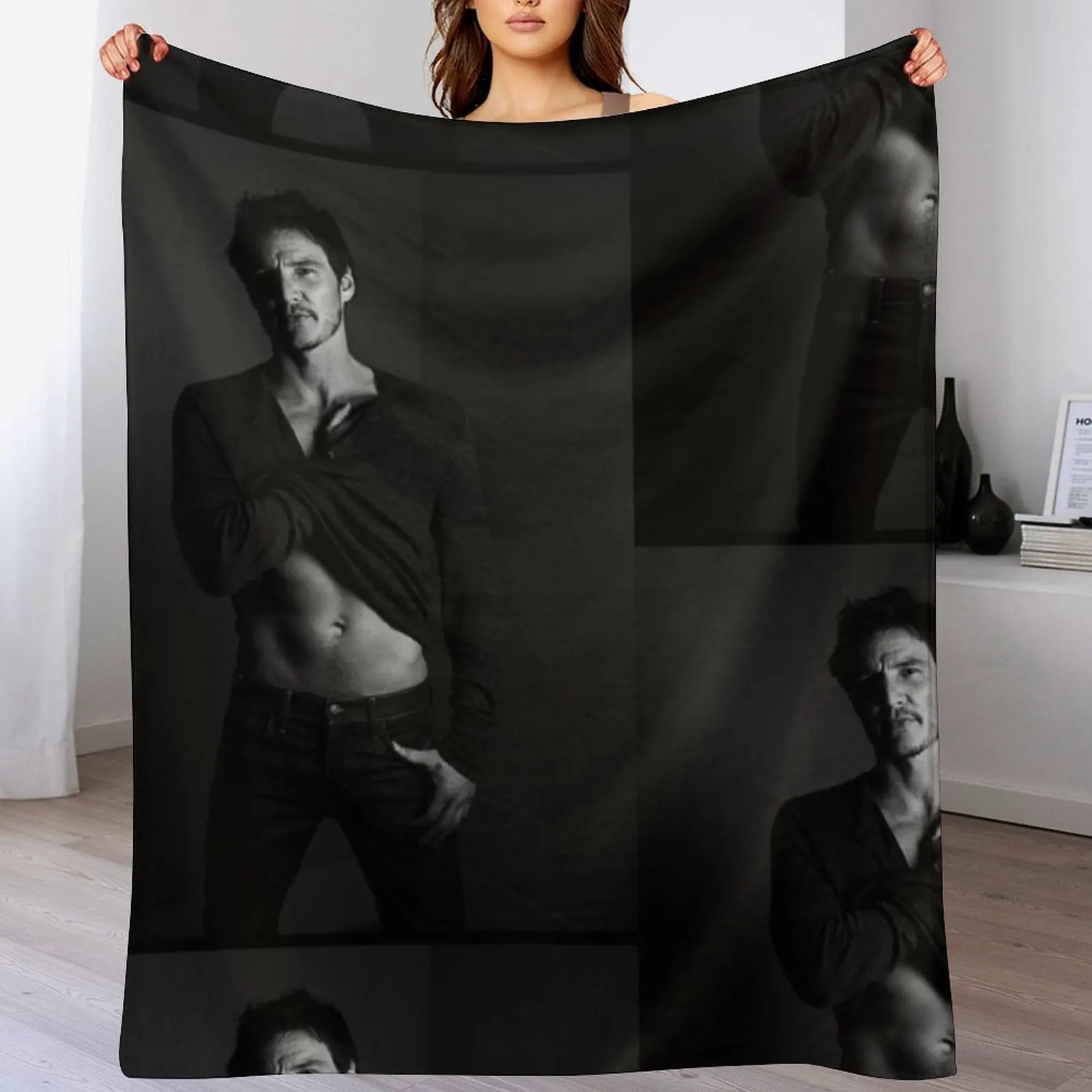 

Pedro Pascal - BW I Throw Blanket Lightweight Cozy Blanket for Bed Sofa