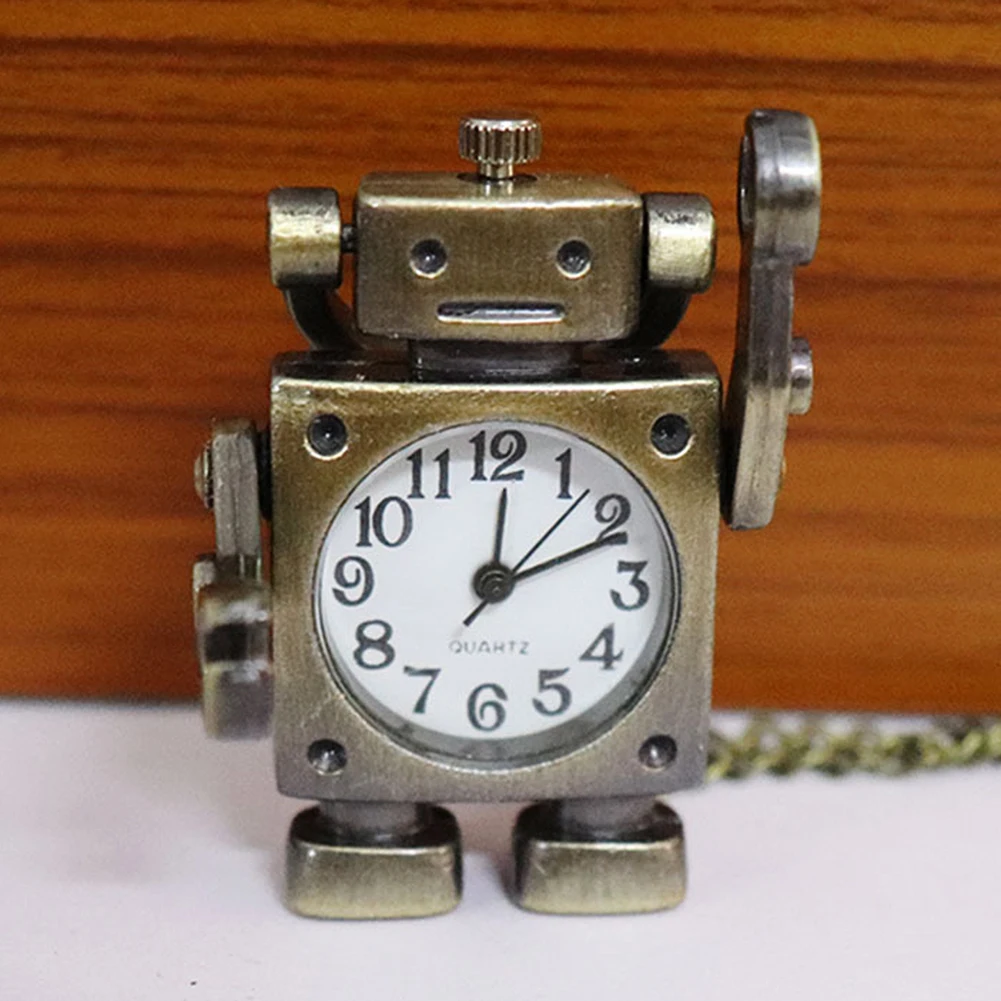 Vintage robotvorm Arabische cijfers ronde wijzerplaat quartz zakhorloge hanger versierd met schattige sleutelhanger tas charme voor een feestje