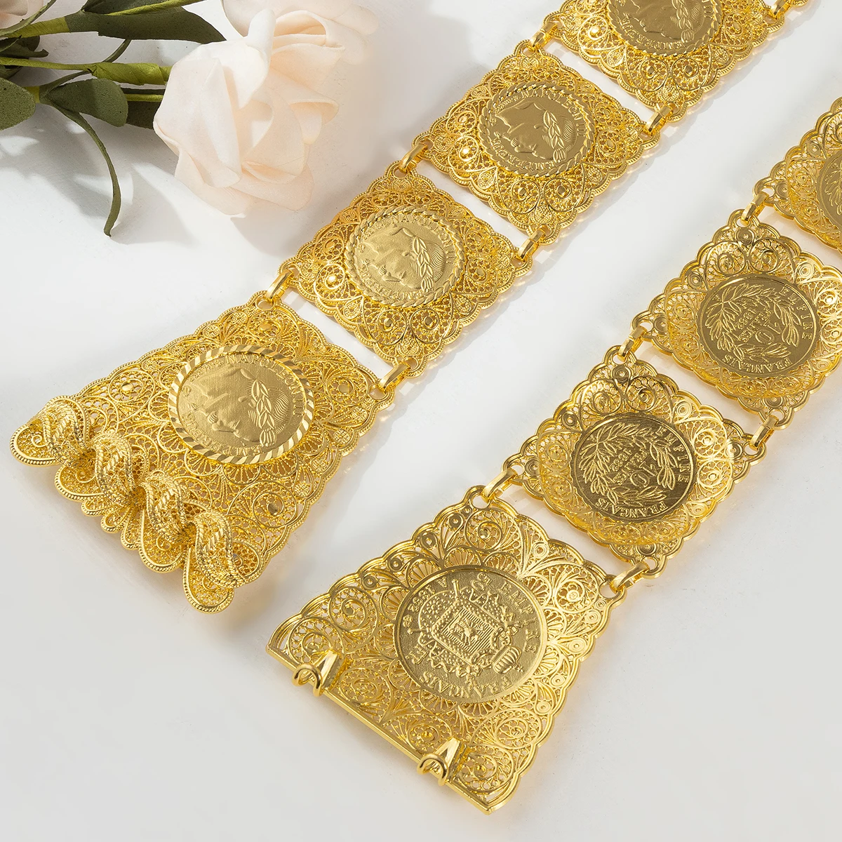 Luxury Gold Plated Hollow Carved Waist Chain Vintage Arabesque Bridal Wedding Belt