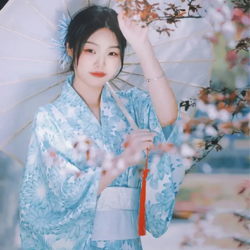 2025 الجدة مساء فستان الجيشا مرحلة الرقص يوكاتا زي المرأة ثوب الكيمونو الياباني الأبيض أوبي الأزهار طباعة التصوير البشاكير #4