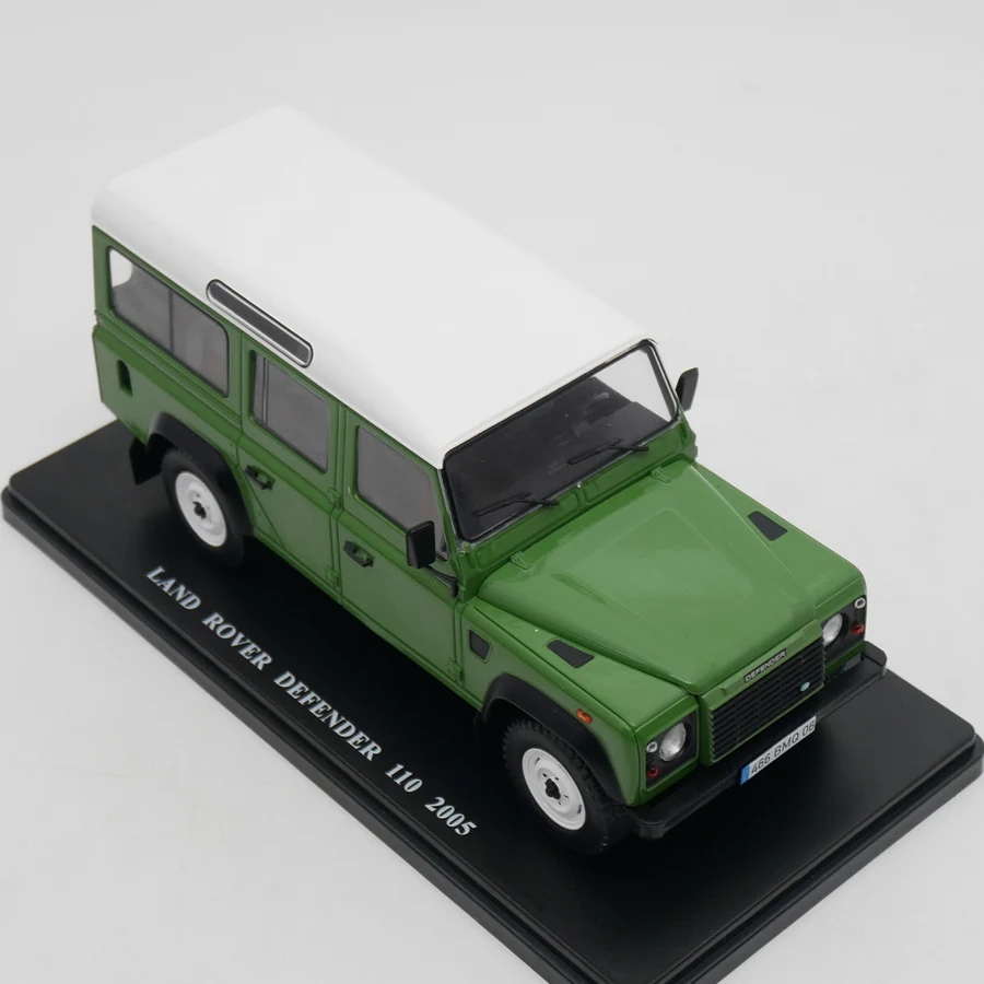 Ixo 1:24 Scale Diecast Alloy Land Rover Defender 110 2005 Toys Cars Model Classics Adult Collection Souvenir Gift Static Display