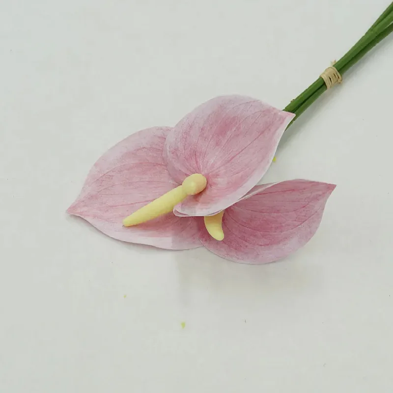15 Stück Künstliche Plastikblumen Anthurium Brautstrauß Hochzeitsdekoration Künstliche Palmenblumen Feiertagsparty Heimdekoration Ornament – Detail 1