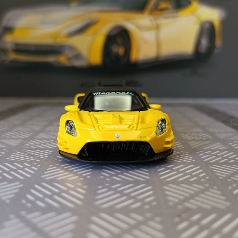 1:64 simulation Maserati GT2 alloy car model static mini size supercar rich in details, finely crafted, and of good quality