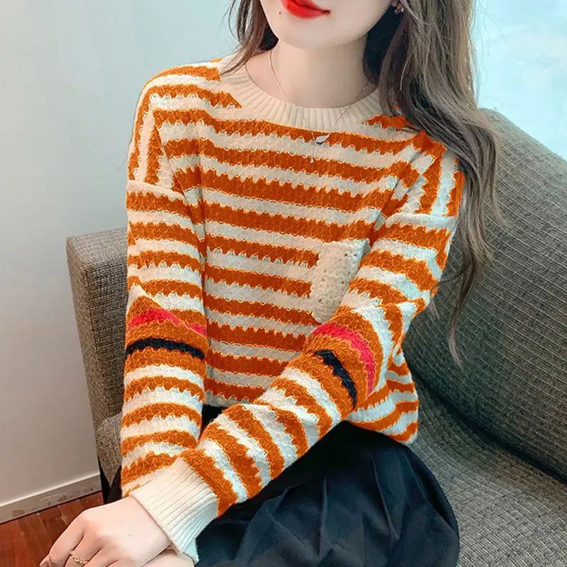 Women\'s Fashion Korean Striped Sweaters Autumn Winter Casual Long Sleeve Loose Round Neck Knitted Pullovers Female Clothing