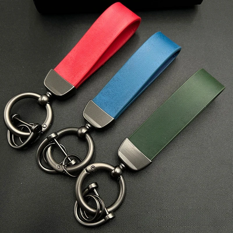 Customized Discolored Leather Keychain Laser Engrave Retro Vintage Car Logo Key Chains Pendant Personalize High-end Keyring Gift