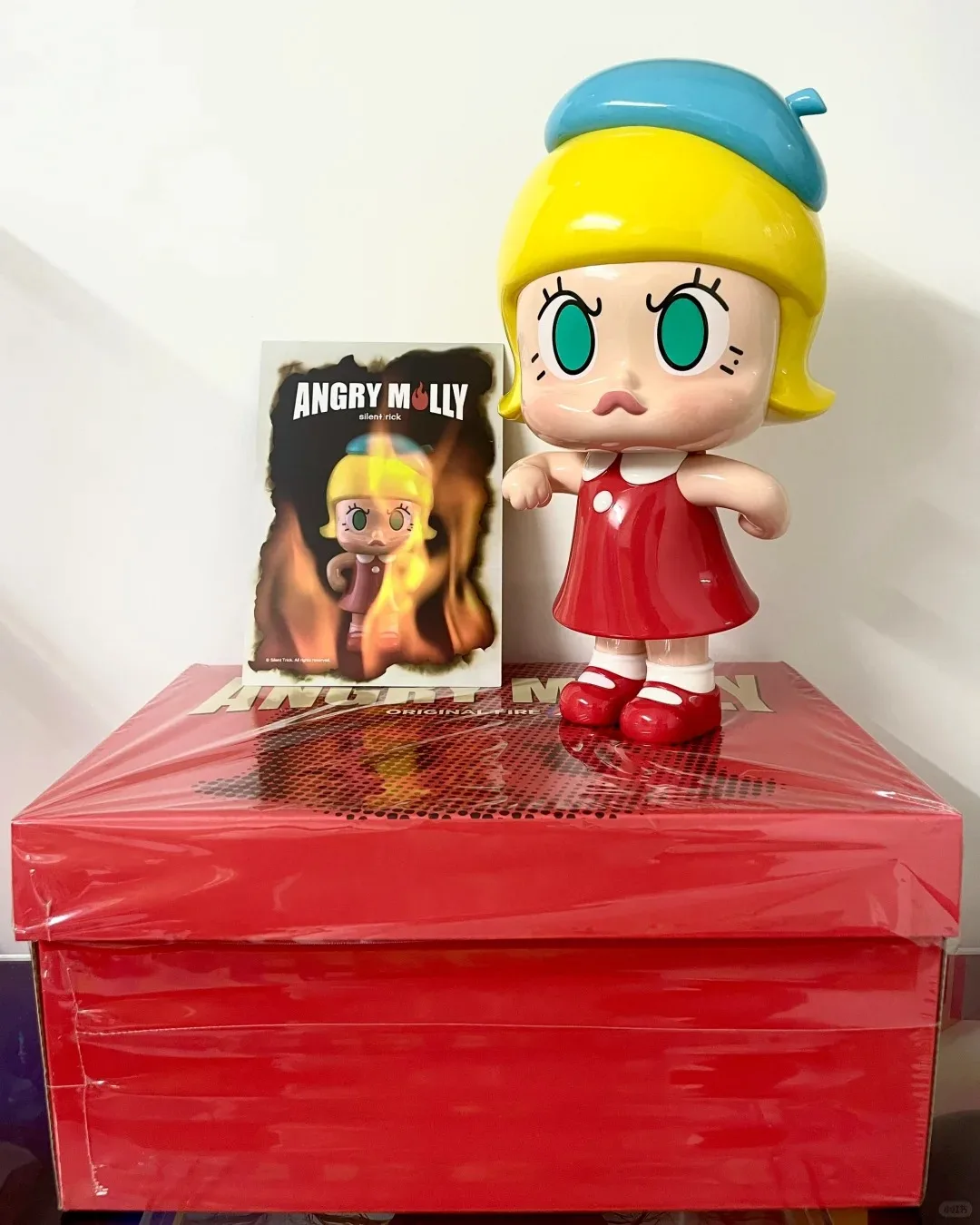 POP MART Angry Molly Original Fire XL Designer Toy Large Collectible Doll Home Desktop Decor Ornament Art Figure For Collectors