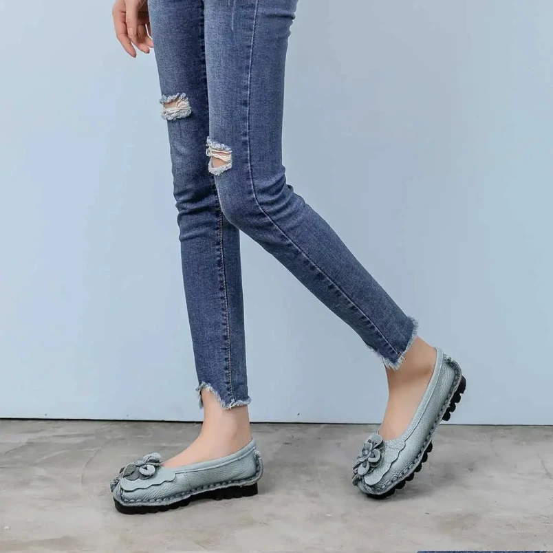 

2025 Мягкие туфли на плоской подошве из натуральной кожи. Женские туфли на плоской подошве с цветами. Женская обувь. Женские дизайнерские лоферы.